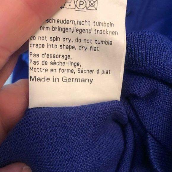 Chic Blue Button-Down Cardigan - Picture 7 of 8